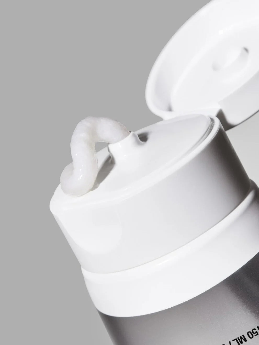 Hydrating Foaming Cleanser with Hyaluronic Acid for All Skin Types